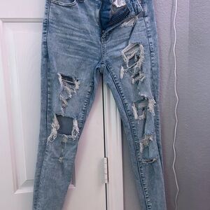 American Eagle Outfitters Light Blue Distressed Skinny Jeans